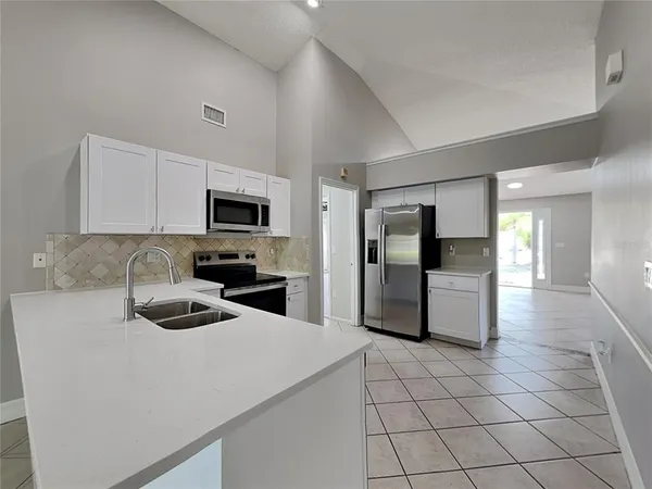 $1,999 | Undisclosed Address, Valrico, FL 33594