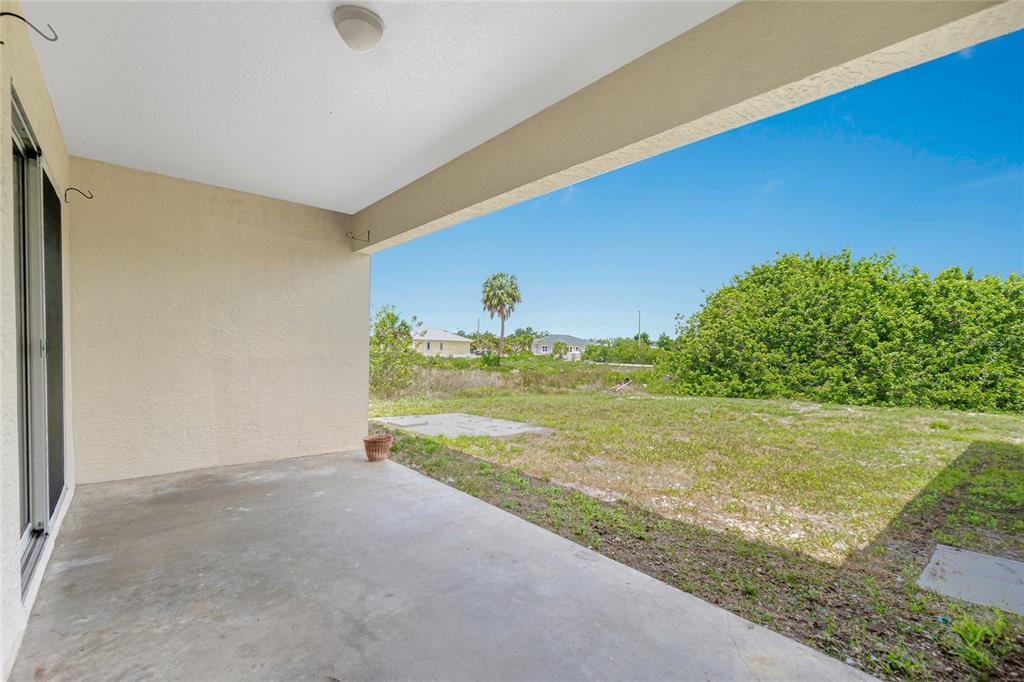 11708 Willmington Boulevard Port Charlotte, FL 33981 - Photo 32 of 41 a view of an ocean and beach