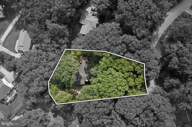 $750,000 | 542 Upper Weadley Road, Wayne, PA 19087