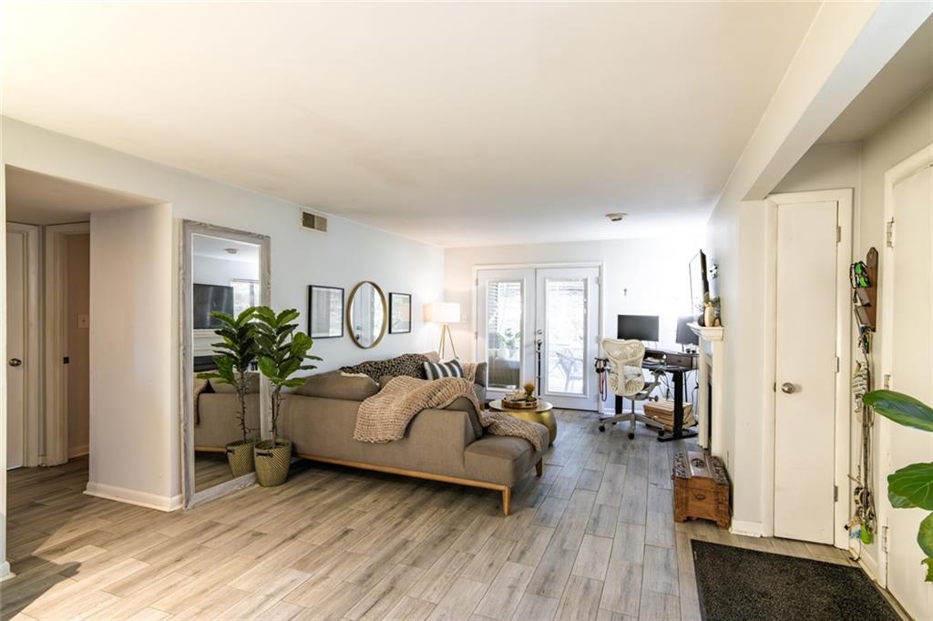 2109 Defoors Ferry Road Northwest, Unit A Atlanta, GA 30318 - Photo 4 of 26