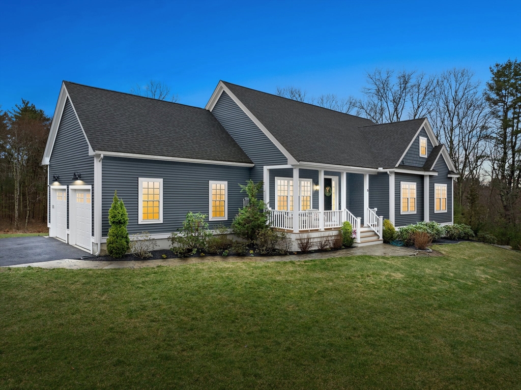 15 Kettle Hill Road Uxbridge, MA 01569 - Photo 1 of 41 Gallery Image 1