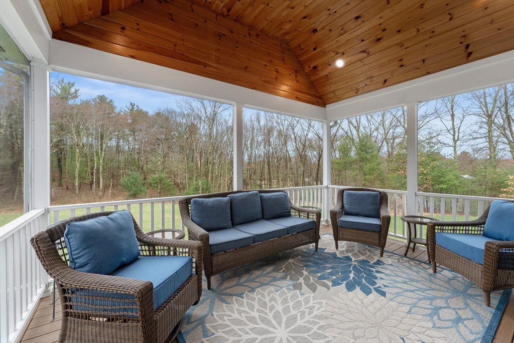 15 Kettle Hill Road Uxbridge, MA 01569 - Photo 17 of 41 Gallery Image 17