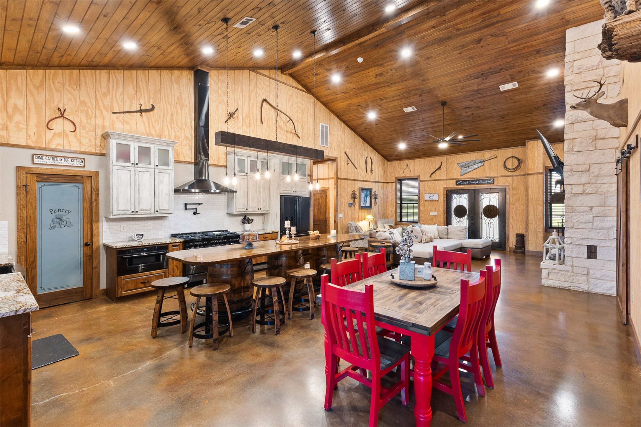 1402 Eagle Ferry Road Anahuac, TX 77514 - Photo 6 of 50 Gallery Image 6