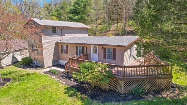 $199,000 | 424 Edson Road, Endicott, NY 13760