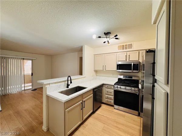 $1,550 | 3047 Casey Drive, Unit 103, Las Vegas, NV 89120