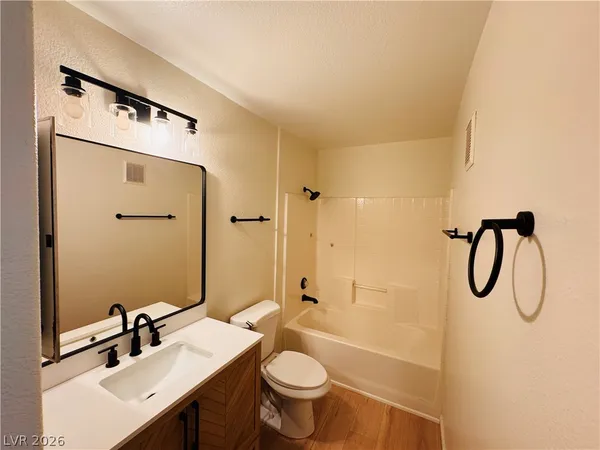 $1,550 | 3047 Casey Drive, Unit 103, Las Vegas, NV 89120