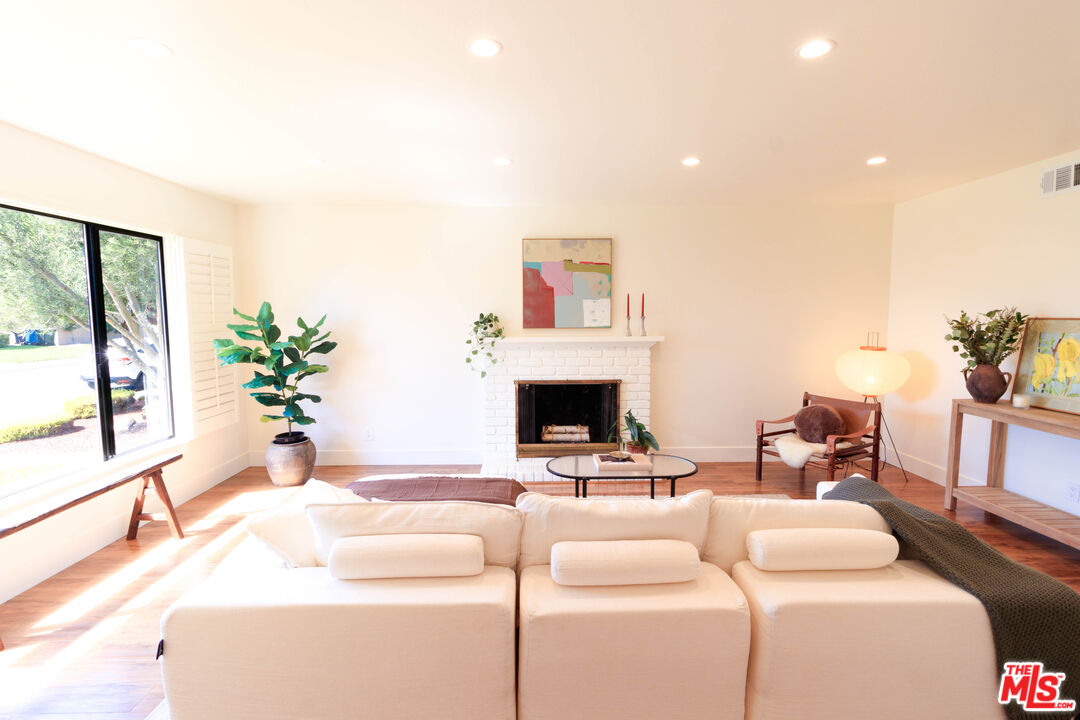 16 Del Rey Circle Salinas, CA 93901 - Photo 7 of 46 Gallery Image 7