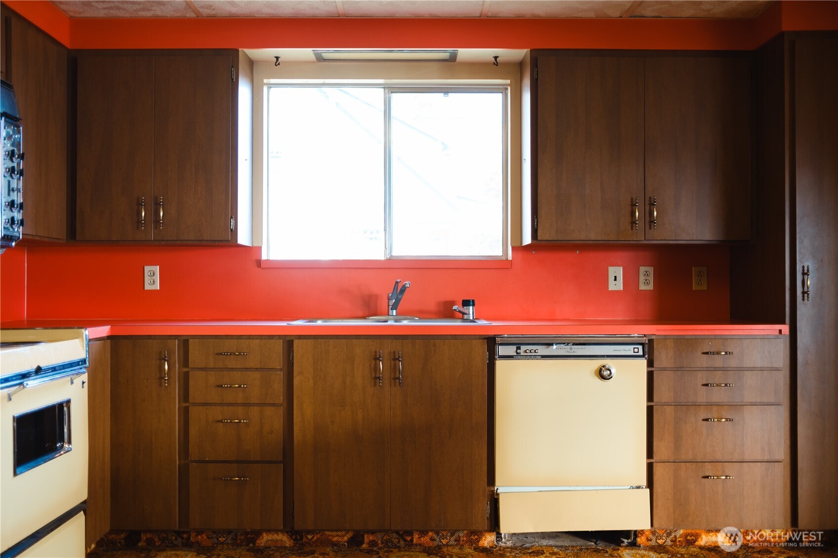 4710 Northeast North Shore Road Belfair, WA 98528 - Photo 7 of 37