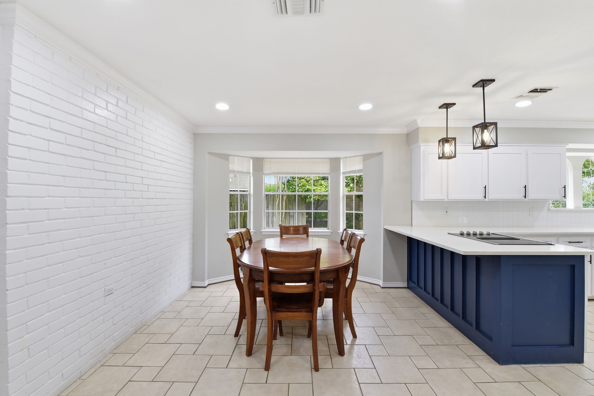 3603 Beech Hill Drive Spring, TX 77388 - Photo 16 of 44 Light-filled breakfast space overlooking the backyard—an easy place to start your day.
