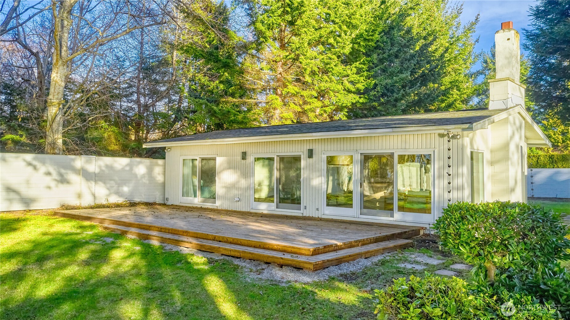 345 Gulf View Crescent Point Roberts, WA 98281 - Photo 33 of 38