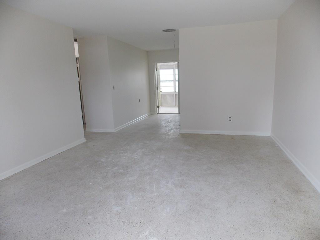 100 Southwest Hideaway Place Stuart, FL 34994 - Photo 5 of 23 a view of empty room