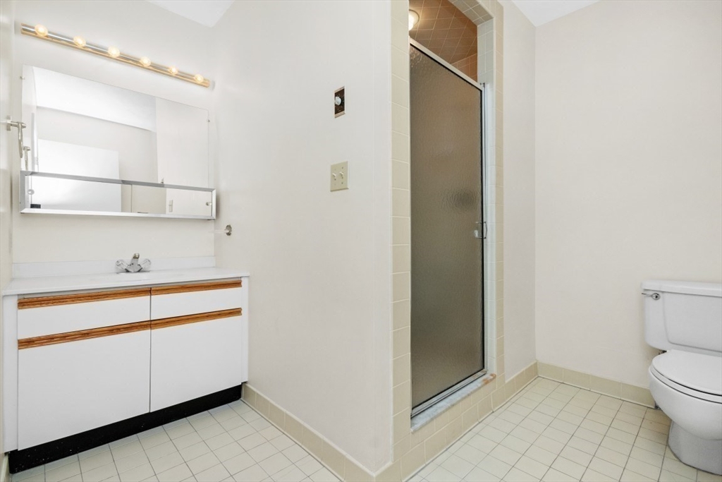 199 Coolidge Avenue, Unit 401 Watertown, MA 02472 - Photo 14 of 21