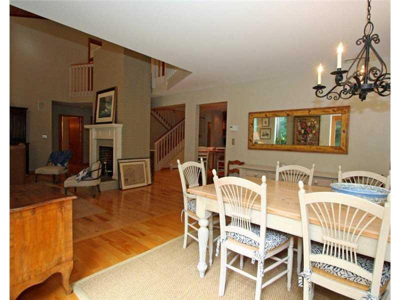 10 Stonebridge Road Cape Elizabeth, ME 04107 - Photo 15 of 30 Dining Room.