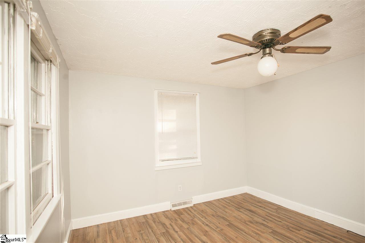 113 Augusta Street Easley, SC 29640 - Photo 19 of 26 Gallery Image 19