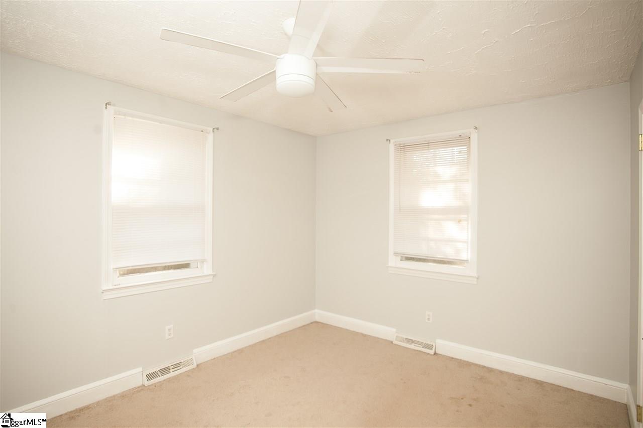 113 Augusta Street Easley, SC 29640 - Photo 24 of 26 Gallery Image 24