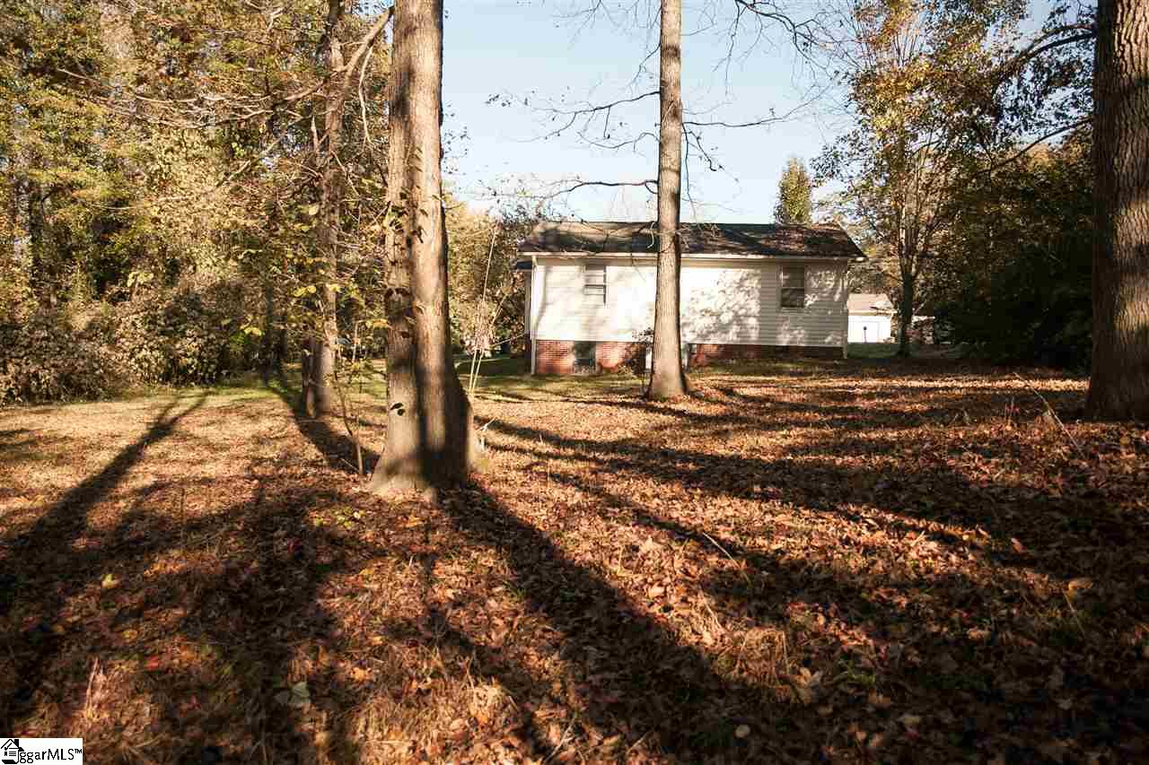113 Augusta Street Easley, SC 29640 - Photo 6 of 26 Gallery Image 6