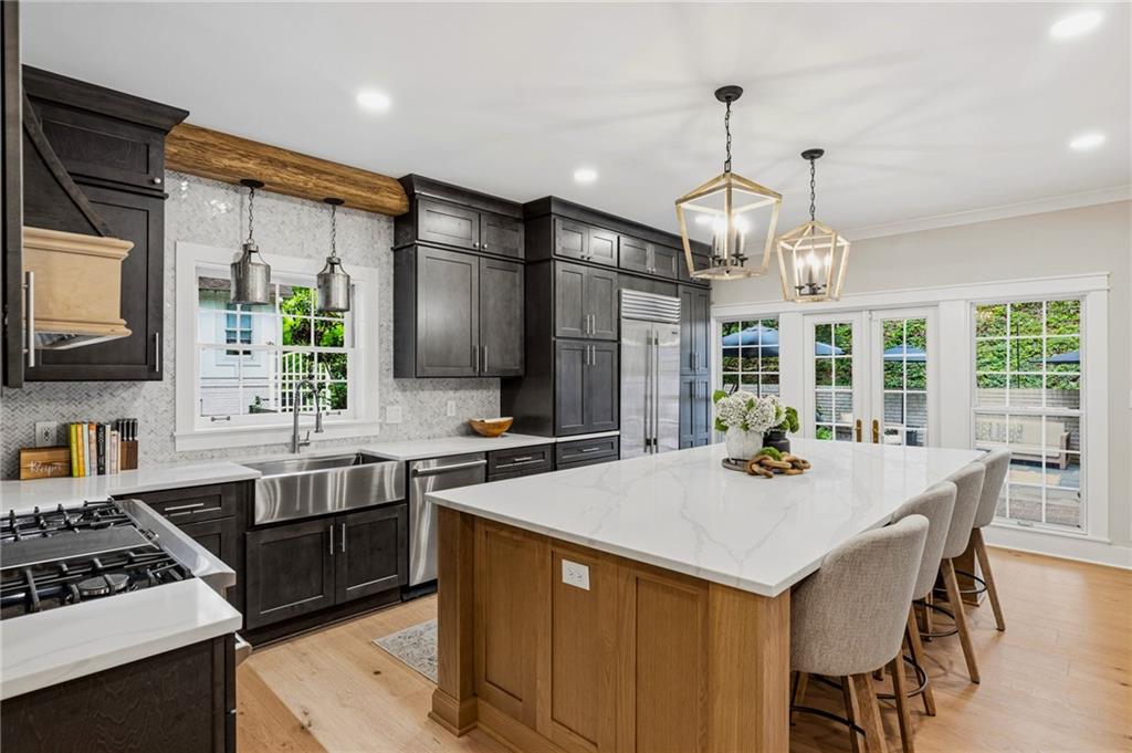 1382 West Wesley Road Northwest Atlanta, GA 30327 - Photo 2 of 44