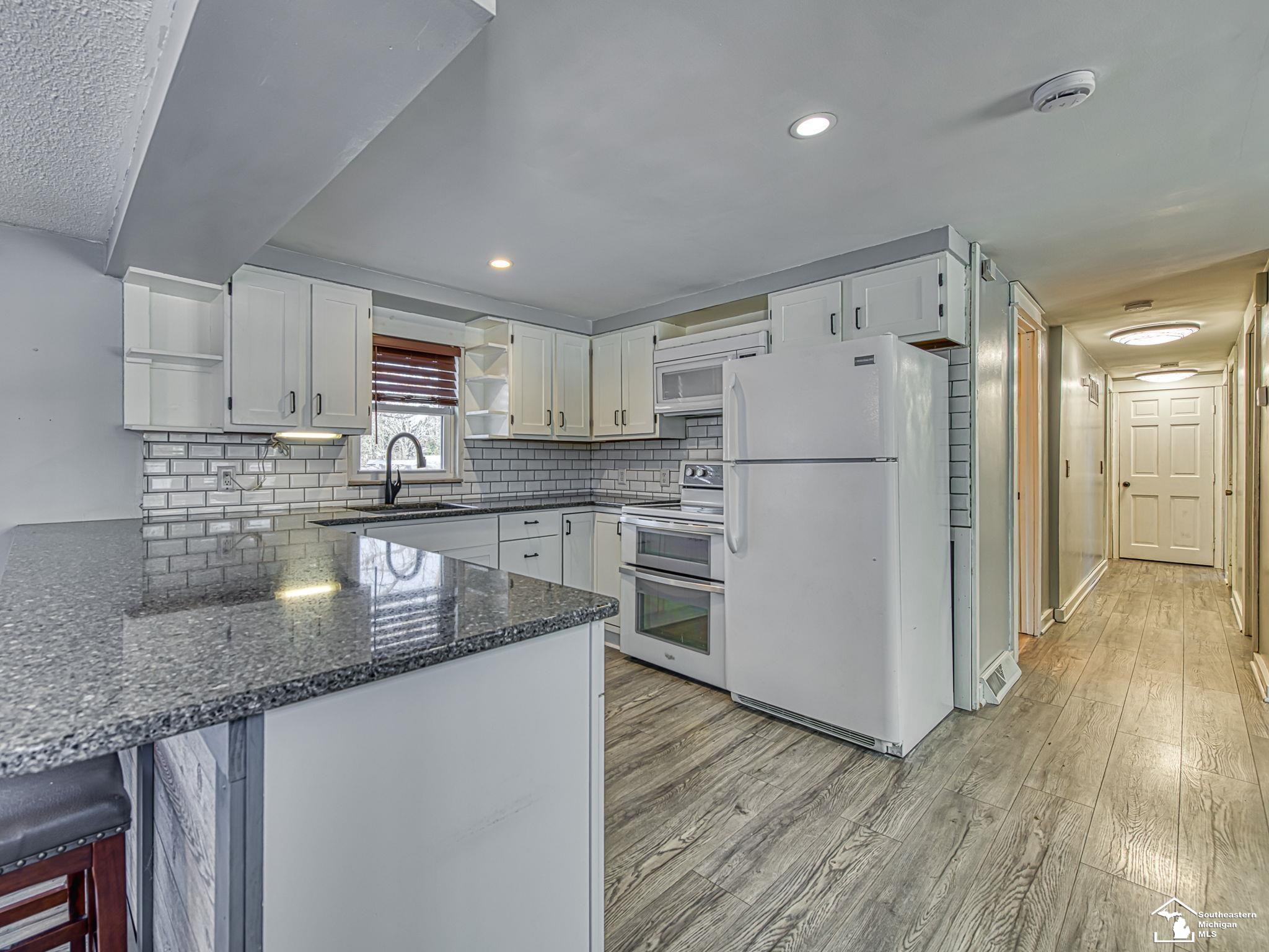 8485 South Stony Creek Road Carleton, MI 48117 - Photo 6 of 45