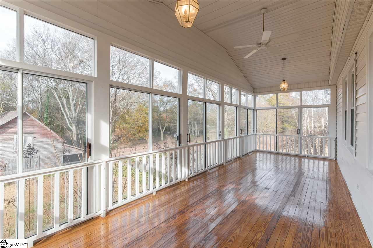 107 Cole Road Greenville, SC 29611 - Photo 15 of 33