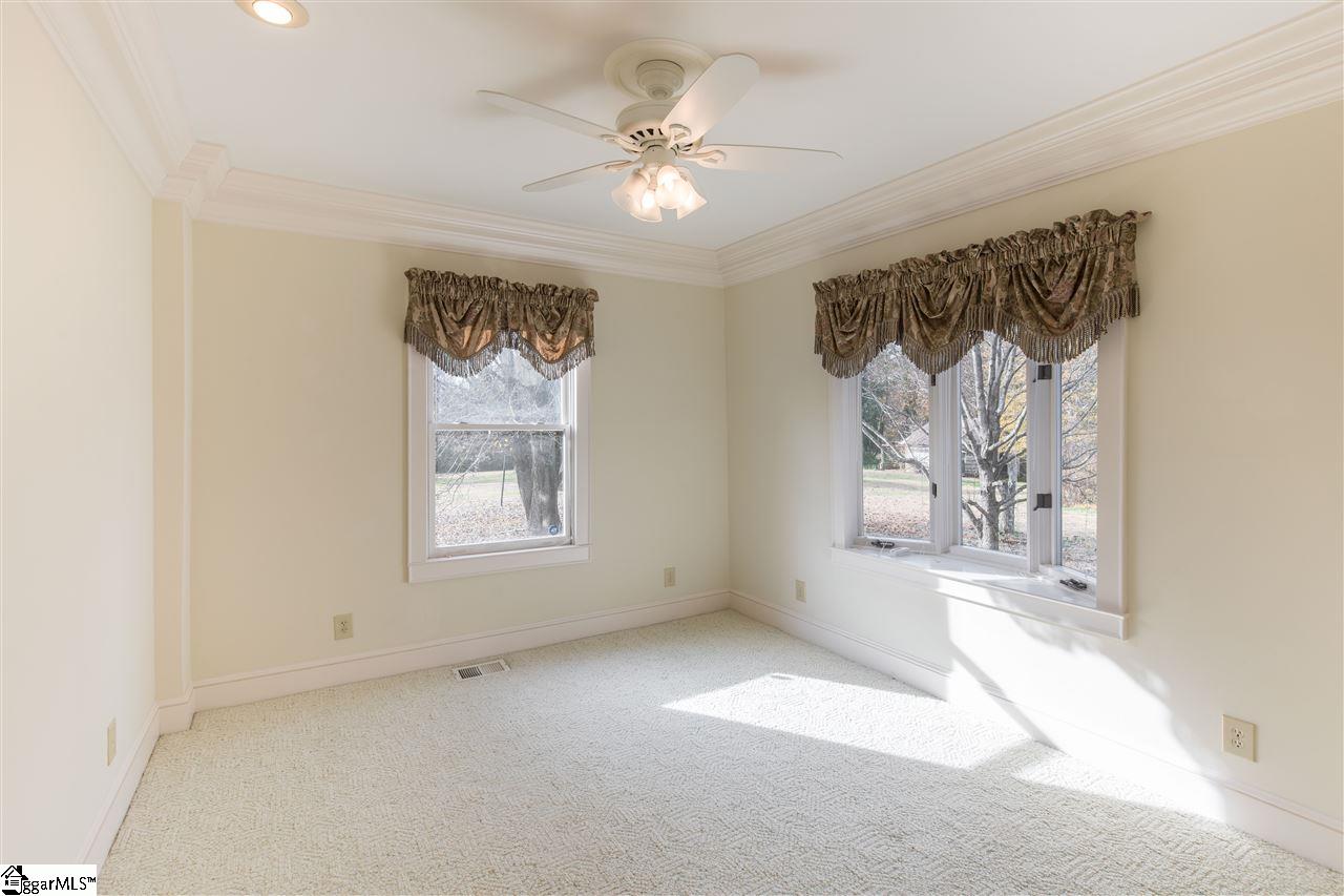 107 Cole Road Greenville, SC 29611 - Photo 17 of 33