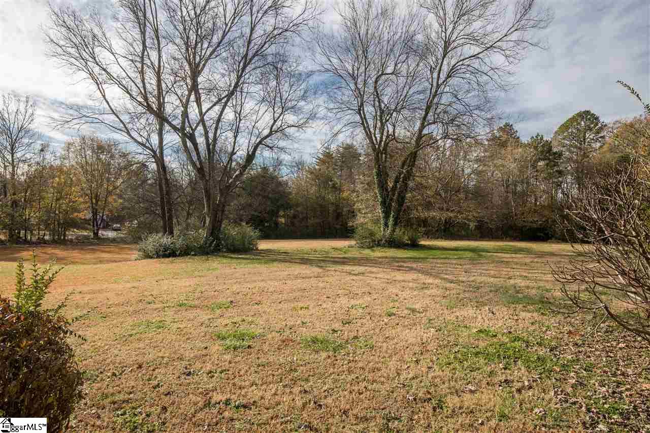 107 Cole Road Greenville, SC 29611 - Photo 25 of 33