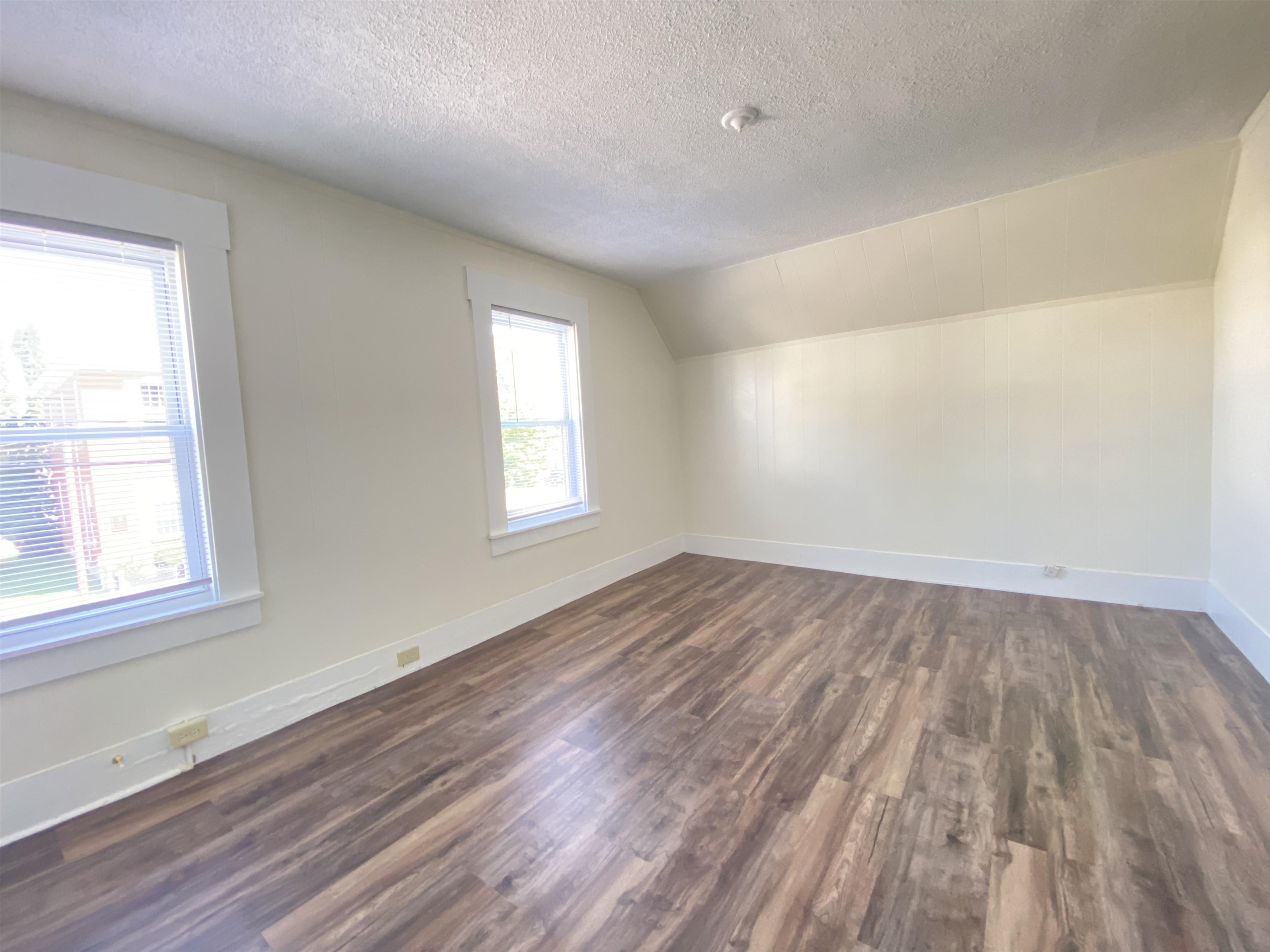 62 Ferry Street, Unit 1 Manchester, NH 03102 - Photo 2 of 5