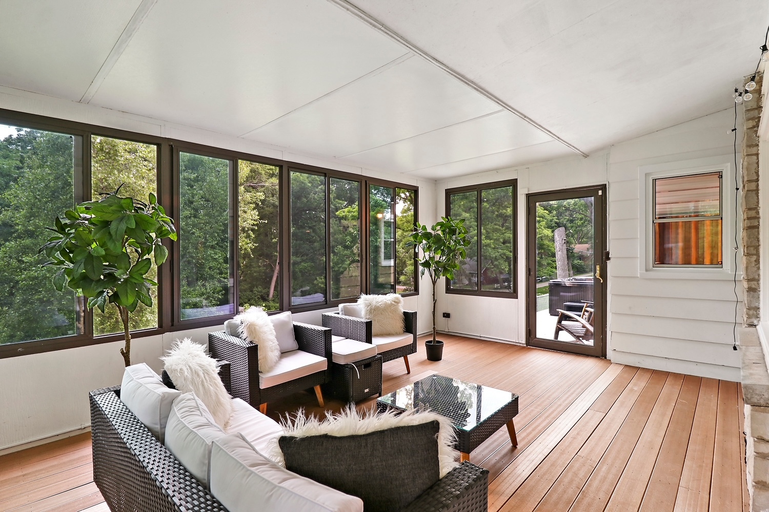 2618 Apache Trail McHenry, IL 60051 - Photo 23 of 34 a living room with furniture and large windows