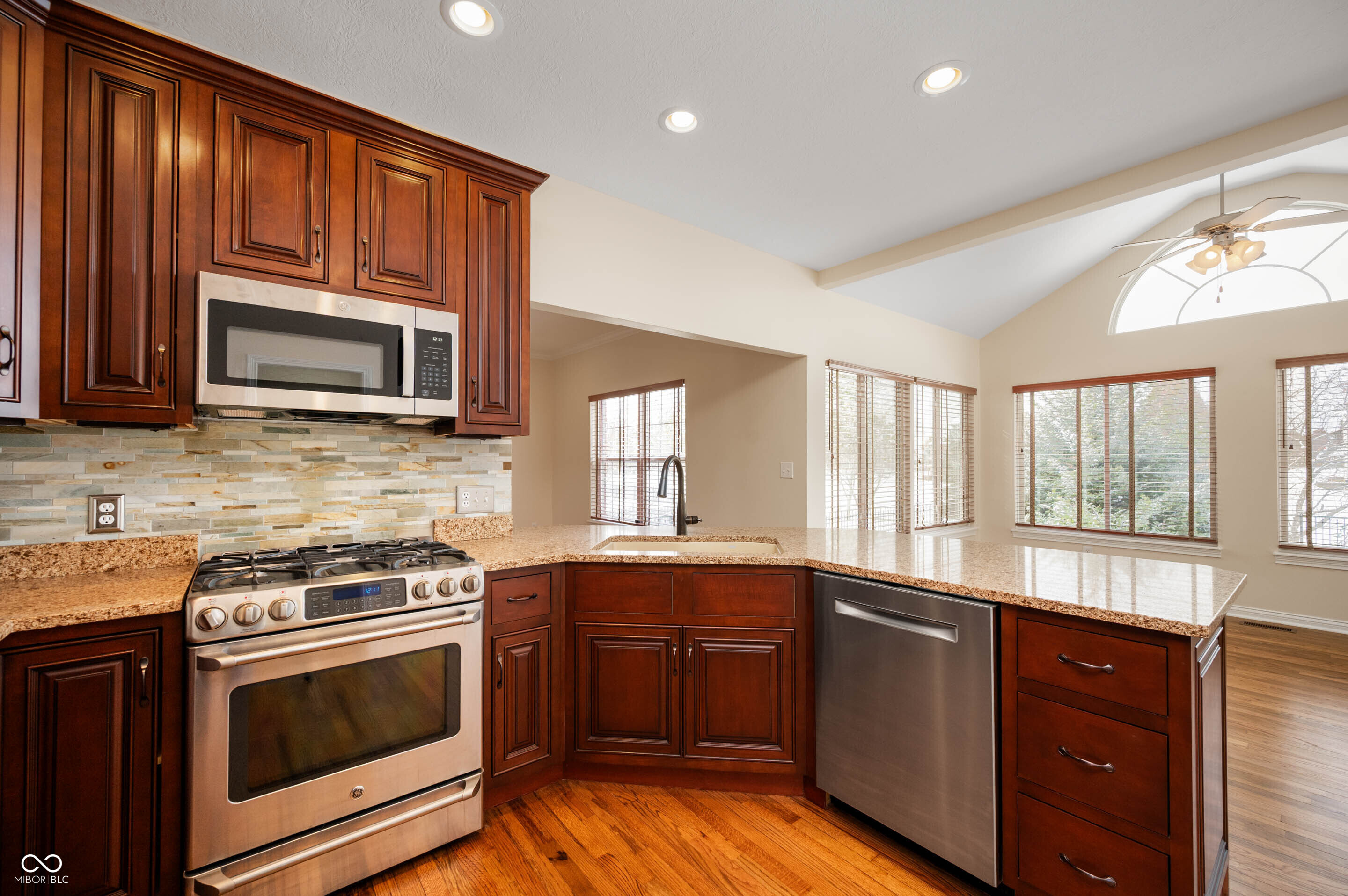 2650 South Parkview Drive New Palestine, IN 46163 - Photo 20 of 41