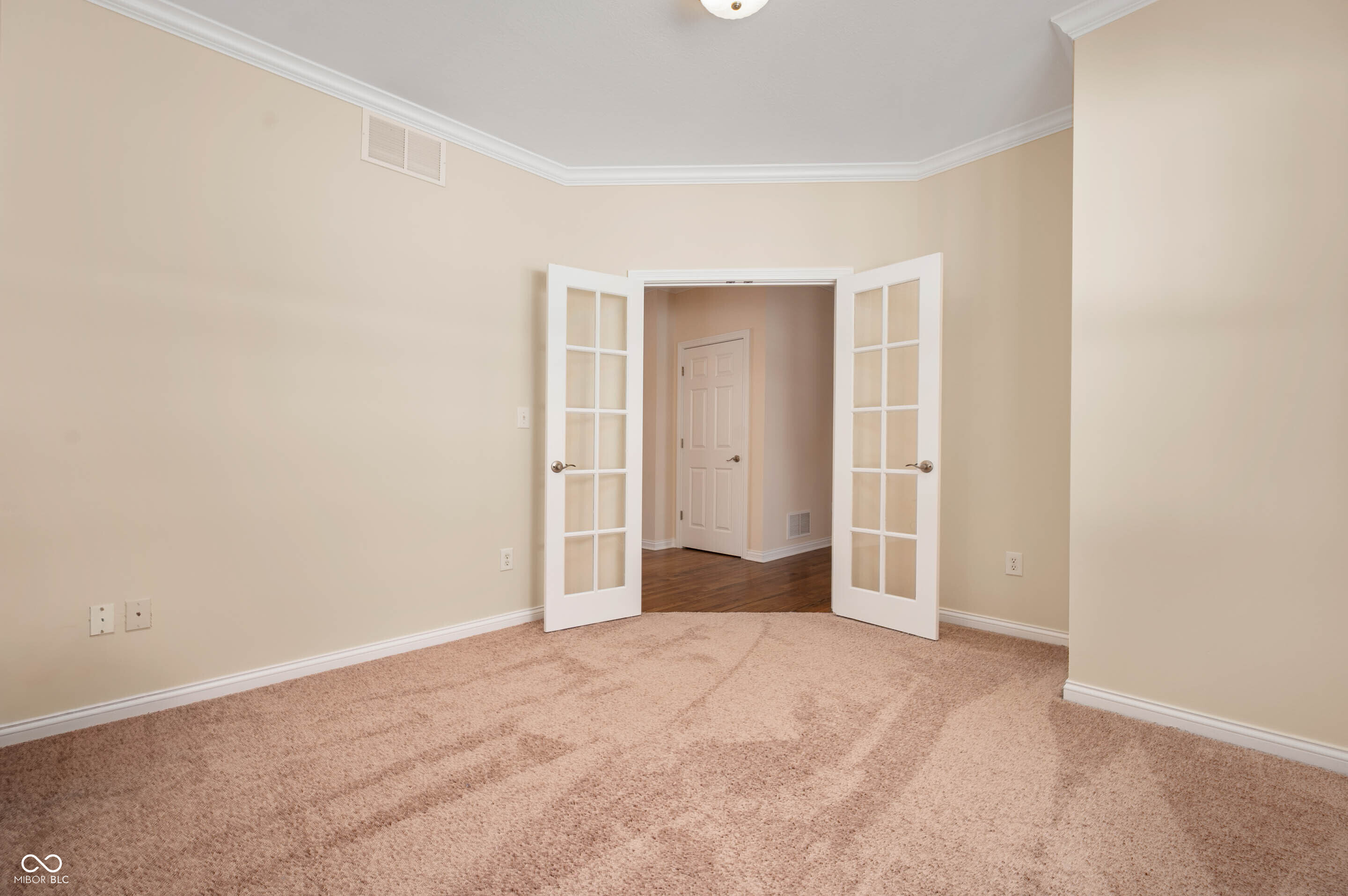 2650 South Parkview Drive New Palestine, IN 46163 - Photo 24 of 41