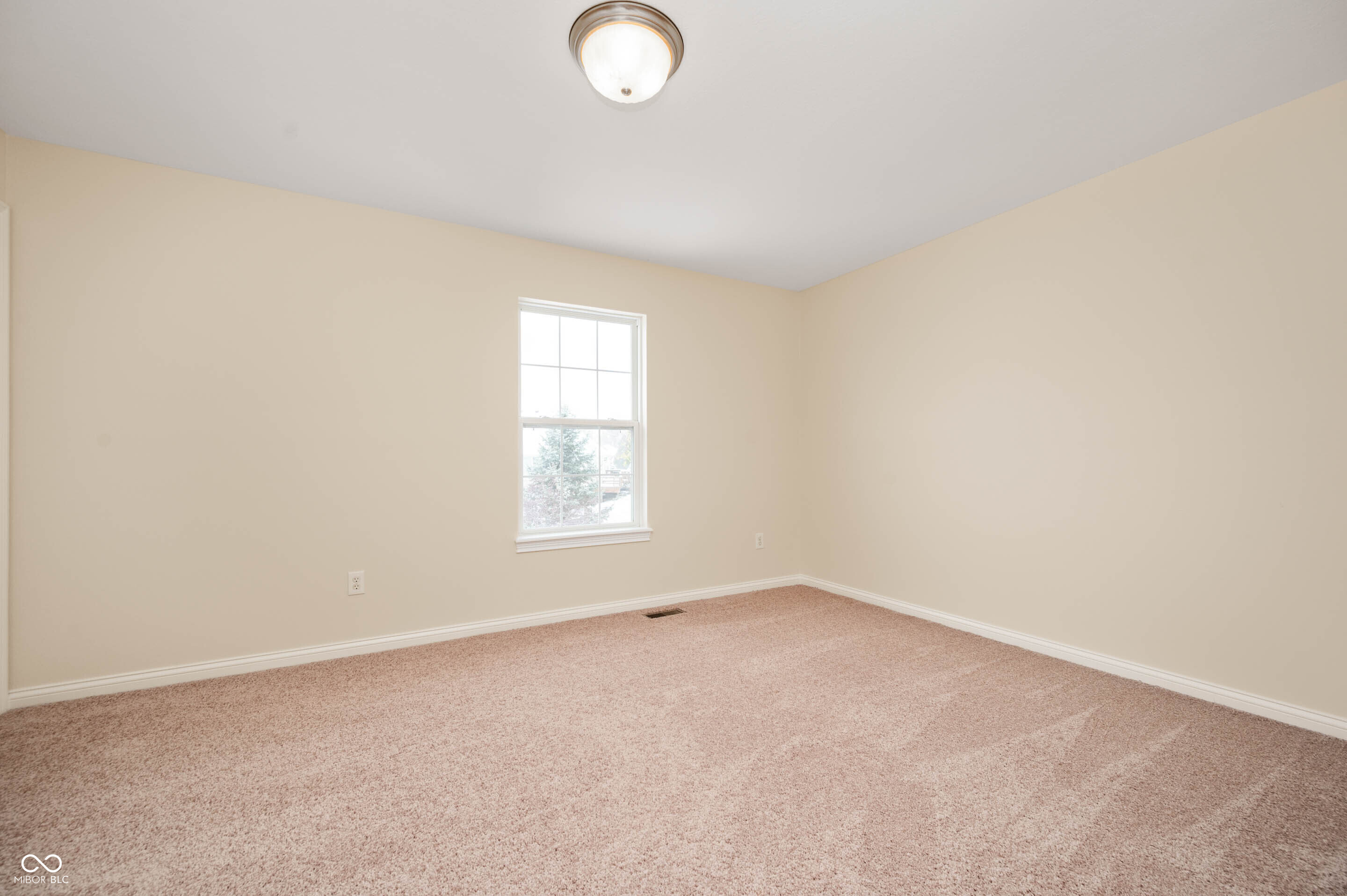 2650 South Parkview Drive New Palestine, IN 46163 - Photo 32 of 41