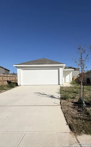$1,550 | 13463 Furyk Drive, San Antonio, TX 78221