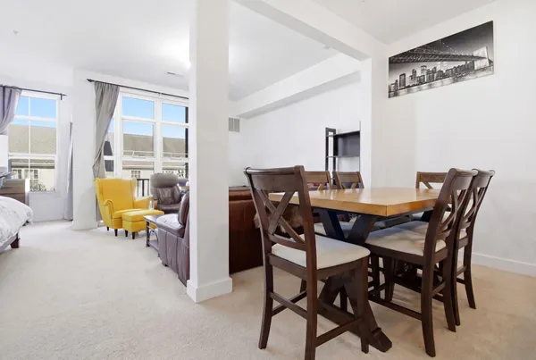 $299,000 | 3 Greenwich Drive, Unit 97, Jersey City, NJ 07305