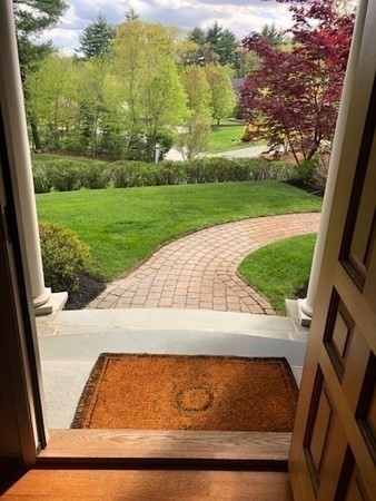 32 Skyview Lane Sudbury, MA 01776 - Photo 2 of 40