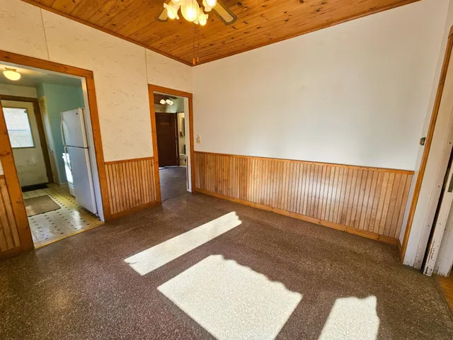 $109,000 | 526 South Minnesota Street, Redwood Falls, MN 56283