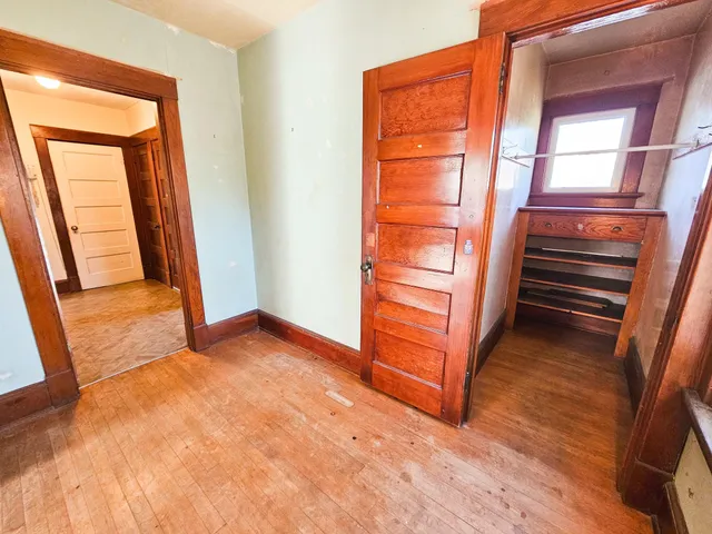 $109,000 | 526 South Minnesota Street, Redwood Falls, MN 56283