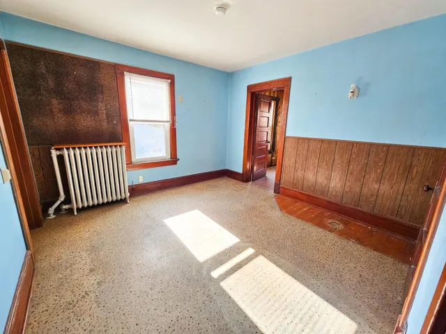 $109,000 | 526 South Minnesota Street, Redwood Falls, MN 56283