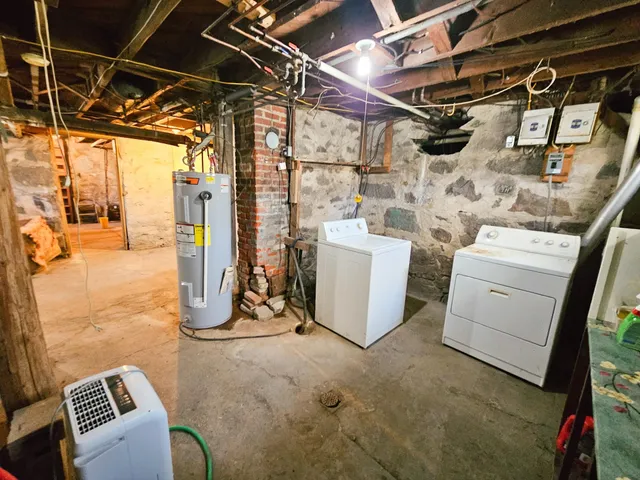 $109,000 | 526 South Minnesota Street, Redwood Falls, MN 56283