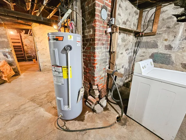 $109,000 | 526 South Minnesota Street, Redwood Falls, MN 56283