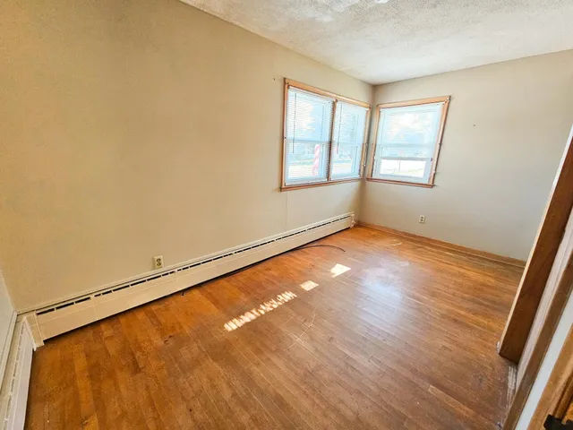 $109,000 | 526 South Minnesota Street, Redwood Falls, MN 56283