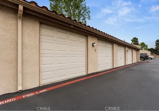 $519,500 | 4791 Lago Drive, Unit 200, Huntington Beach, CA 92649