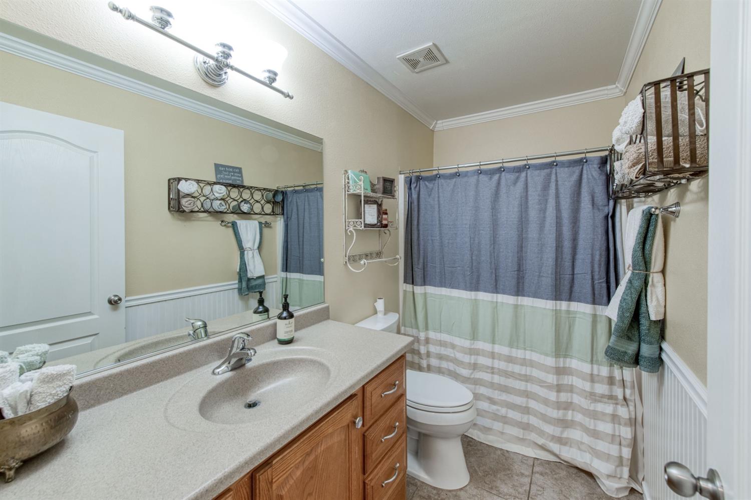 6844 Rodeo Drive Sanger, CA 93657 - Photo 21 of 50 Gallery Image 21
