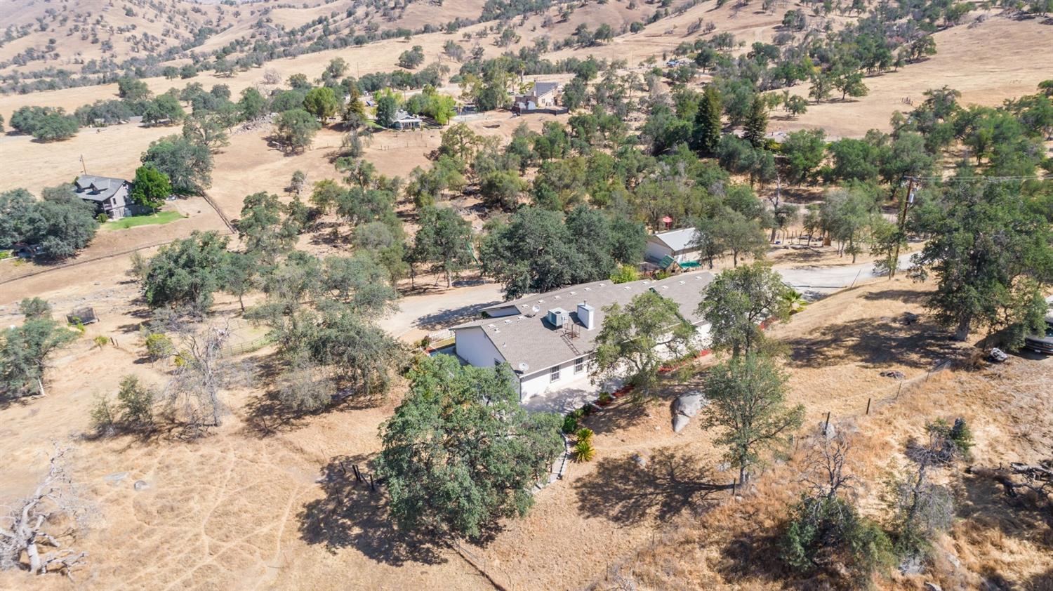 6844 Rodeo Drive Sanger, CA 93657 - Photo 36 of 50 Gallery Image 36