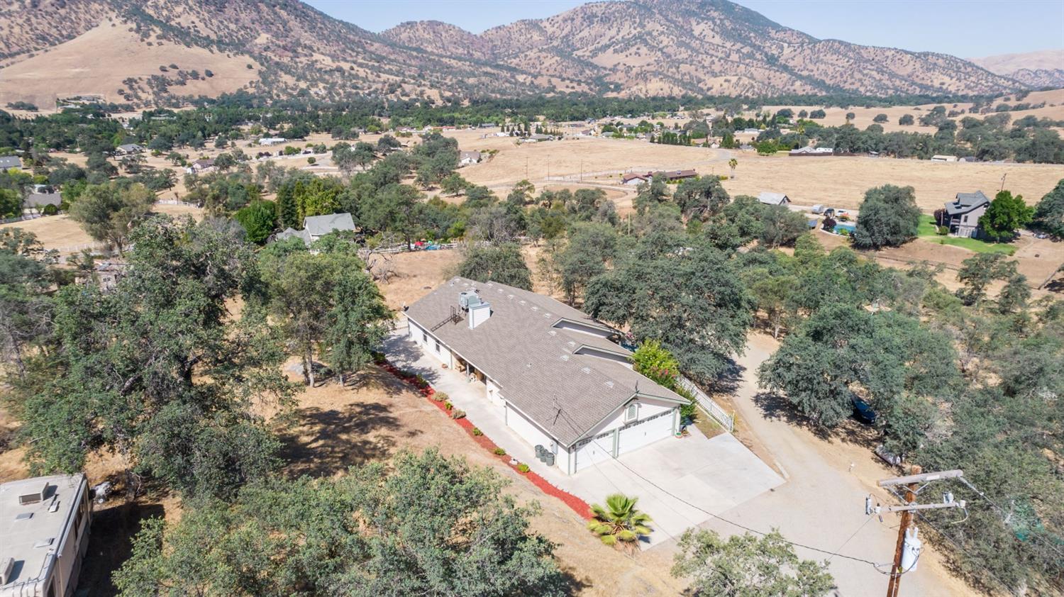 6844 Rodeo Drive Sanger, CA 93657 - Photo 37 of 50 Gallery Image 37
