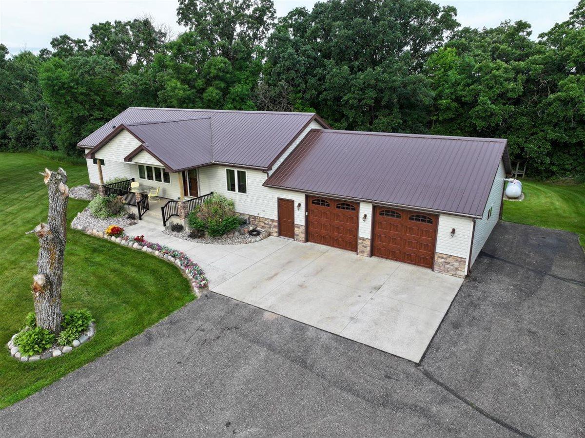 4700 Rural Oaks Drive Alexandria, MN 56308 - Photo 2 of 78