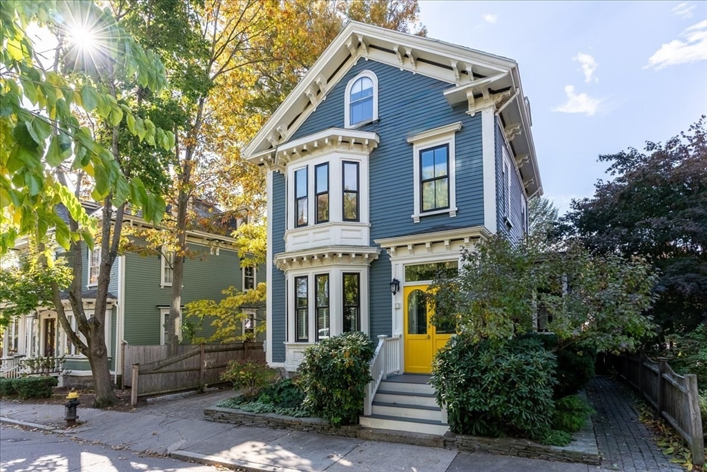 13 Bishop Street Boston, MA 02130 - Photo 2 of 33