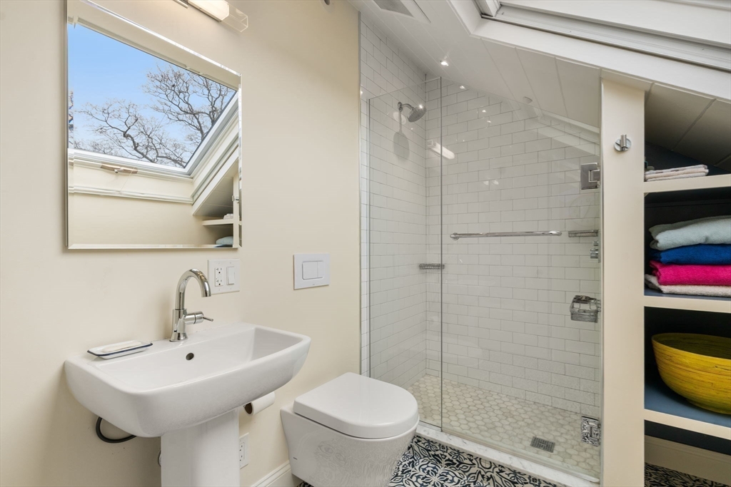 13 Bishop Street Boston, MA 02130 - Photo 23 of 33