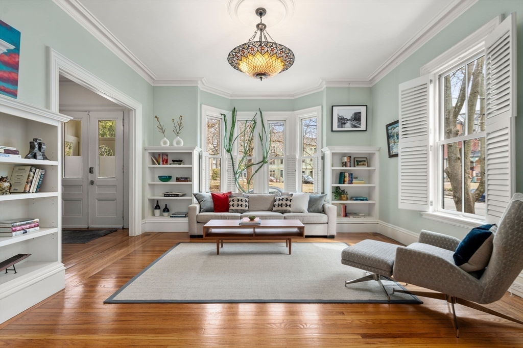 13 Bishop Street Boston, MA 02130 - Photo 3 of 33