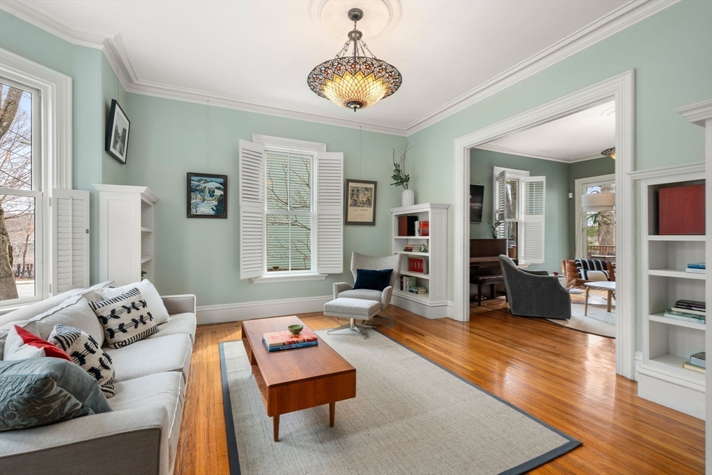 13 Bishop Street Boston, MA 02130 - Photo 4 of 33