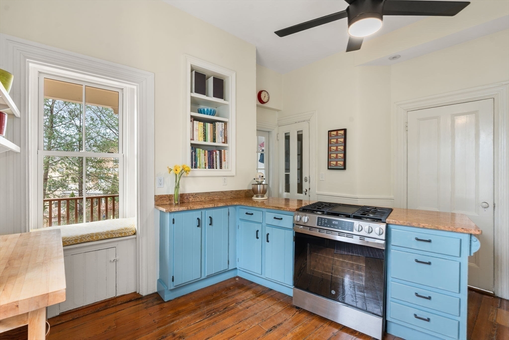 13 Bishop Street Boston, MA 02130 - Photo 10 of 33