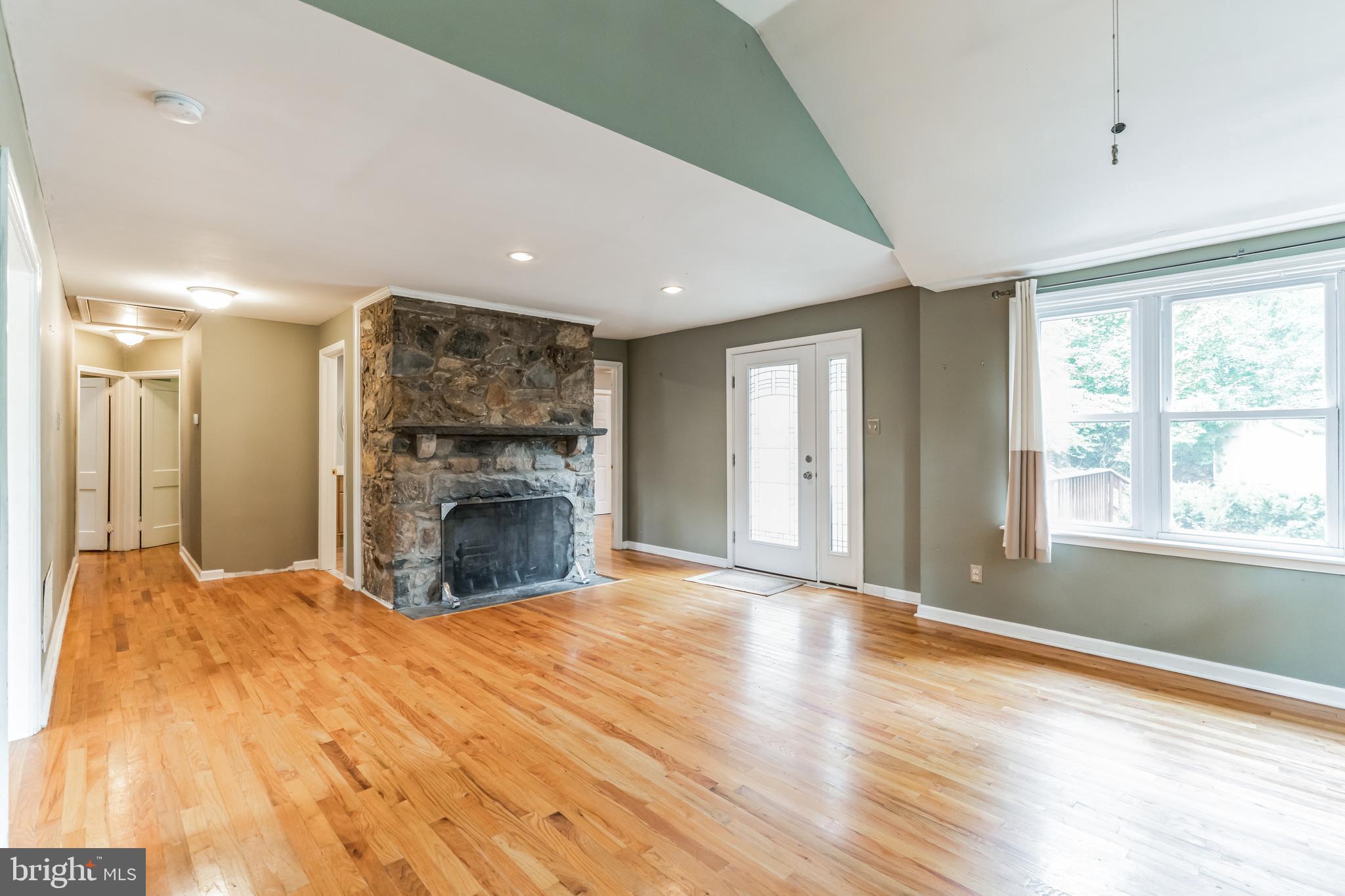 14 Chestnut Road Newtown Square, PA 19073 - Photo 7 of 33 Gallery Image 7